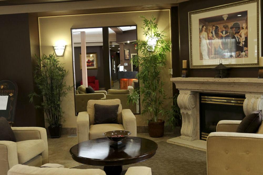 The Bridgeport Inn Форт Макмъри Екстериор снимка